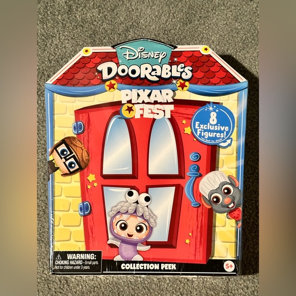 Disney Doorables Pixar Fest Collection Peek 8 Exclusive Figures - Picture 1 of 2